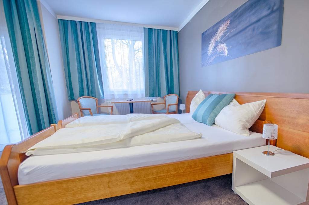 Fruehstueckshotel Waldbauer باد شيلاباك الغرفة الصورة